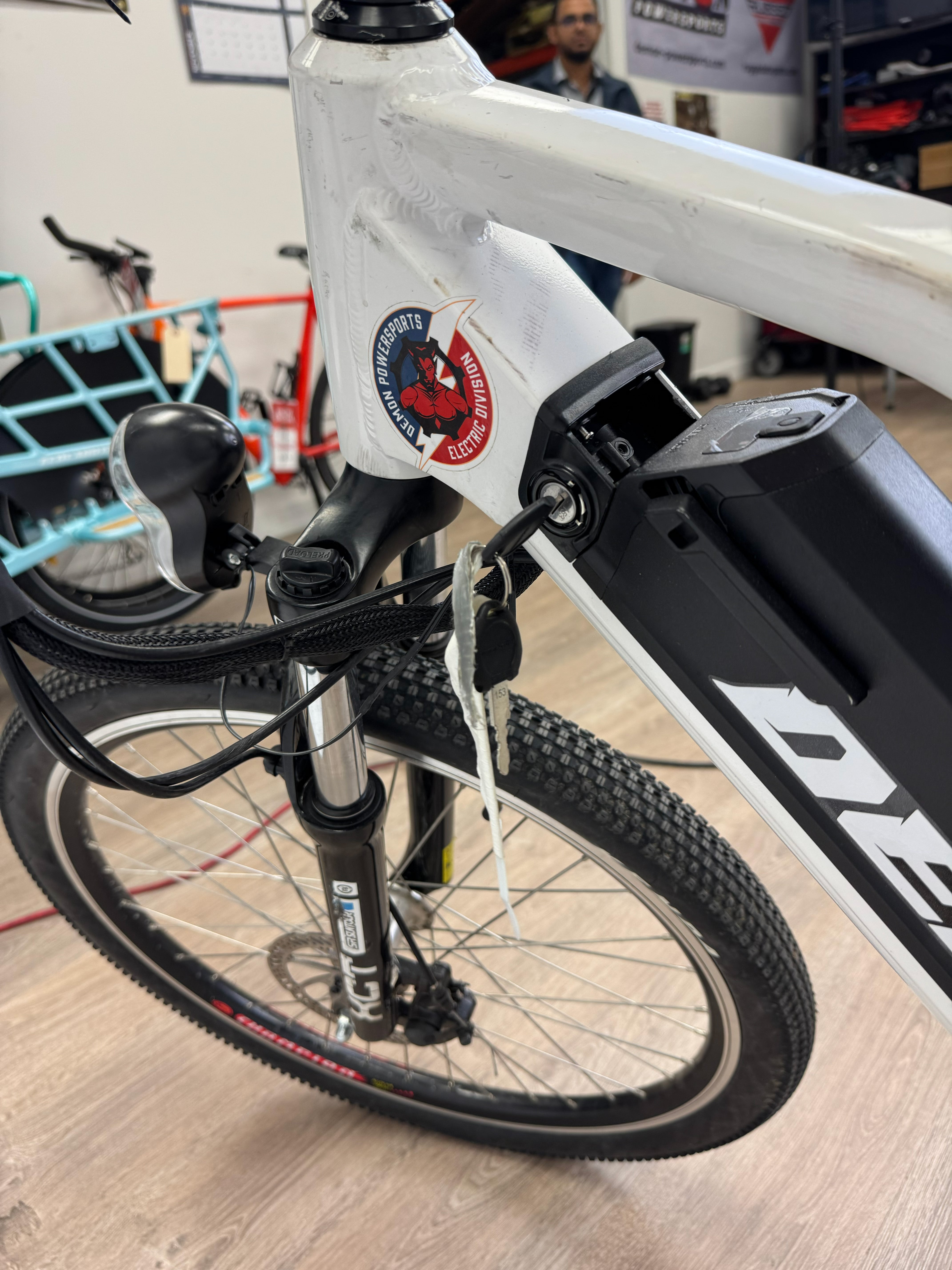 Escape Commuter eBike Display Model