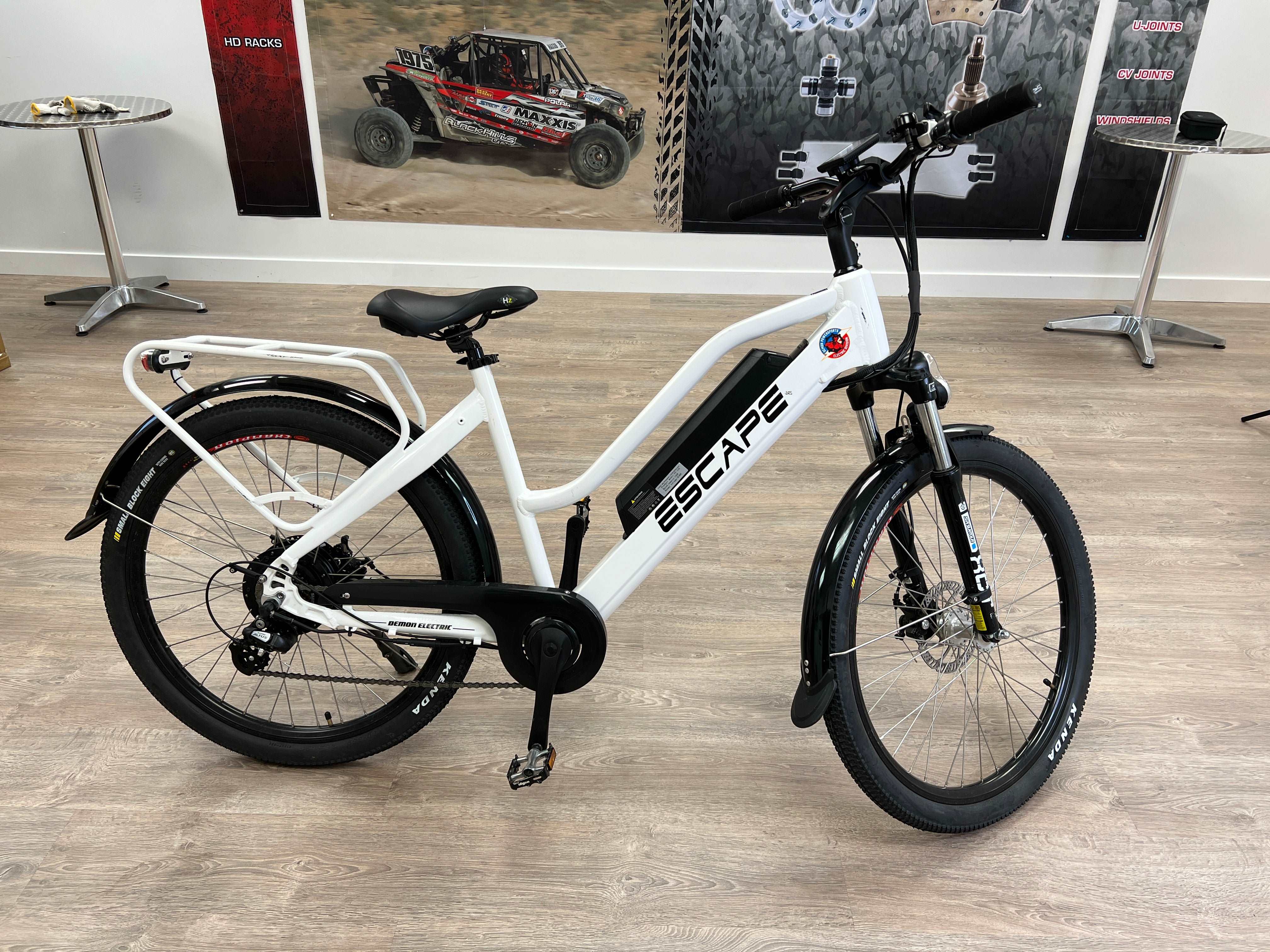 Escape, Step-Thru Commuter E-Bike - Good Condition - Demon Electric