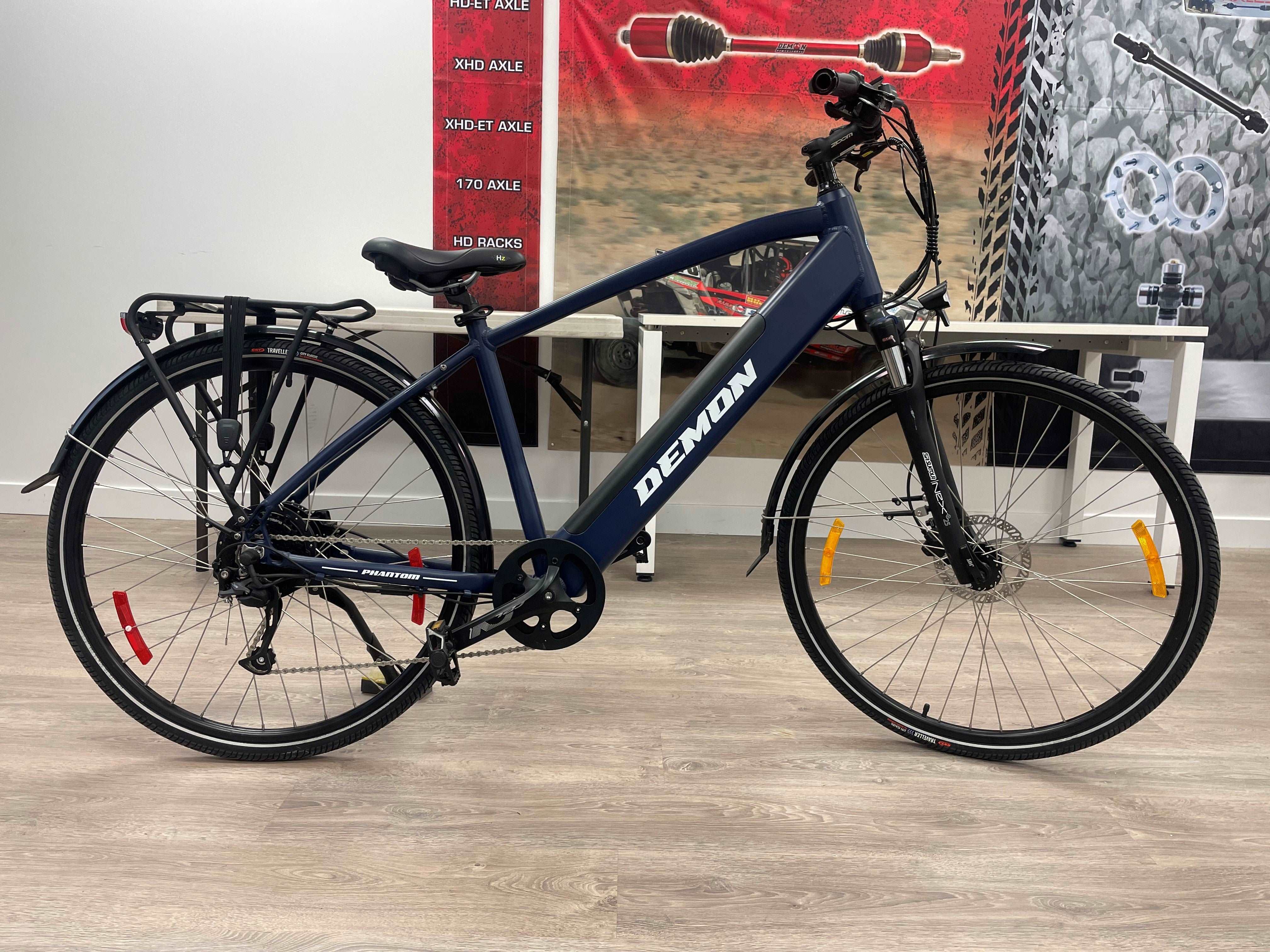 Phantom Touring  E-Bike - Excellent Condition - Demon Electric