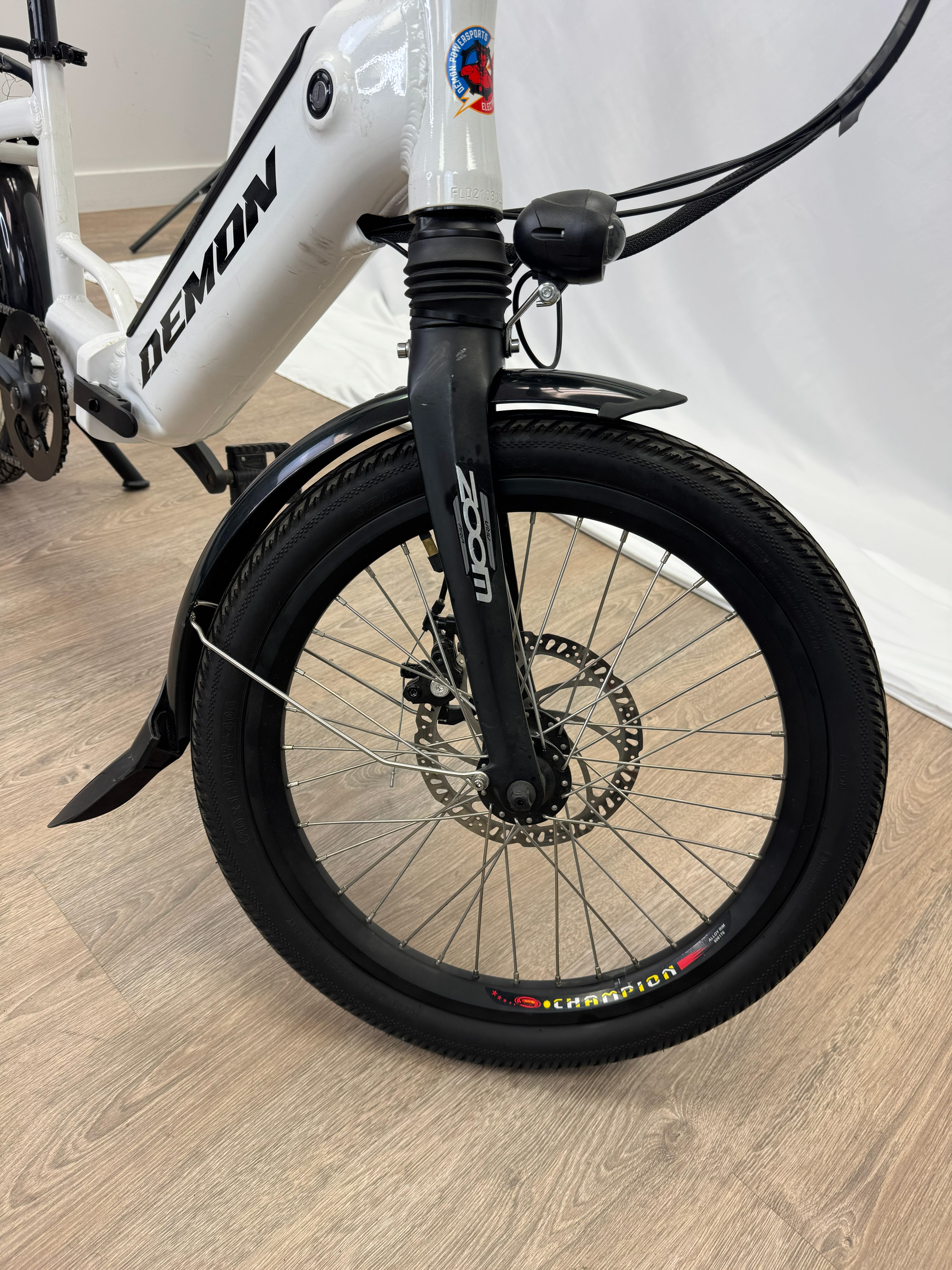 Rebel Folding eBike Display Model (White)