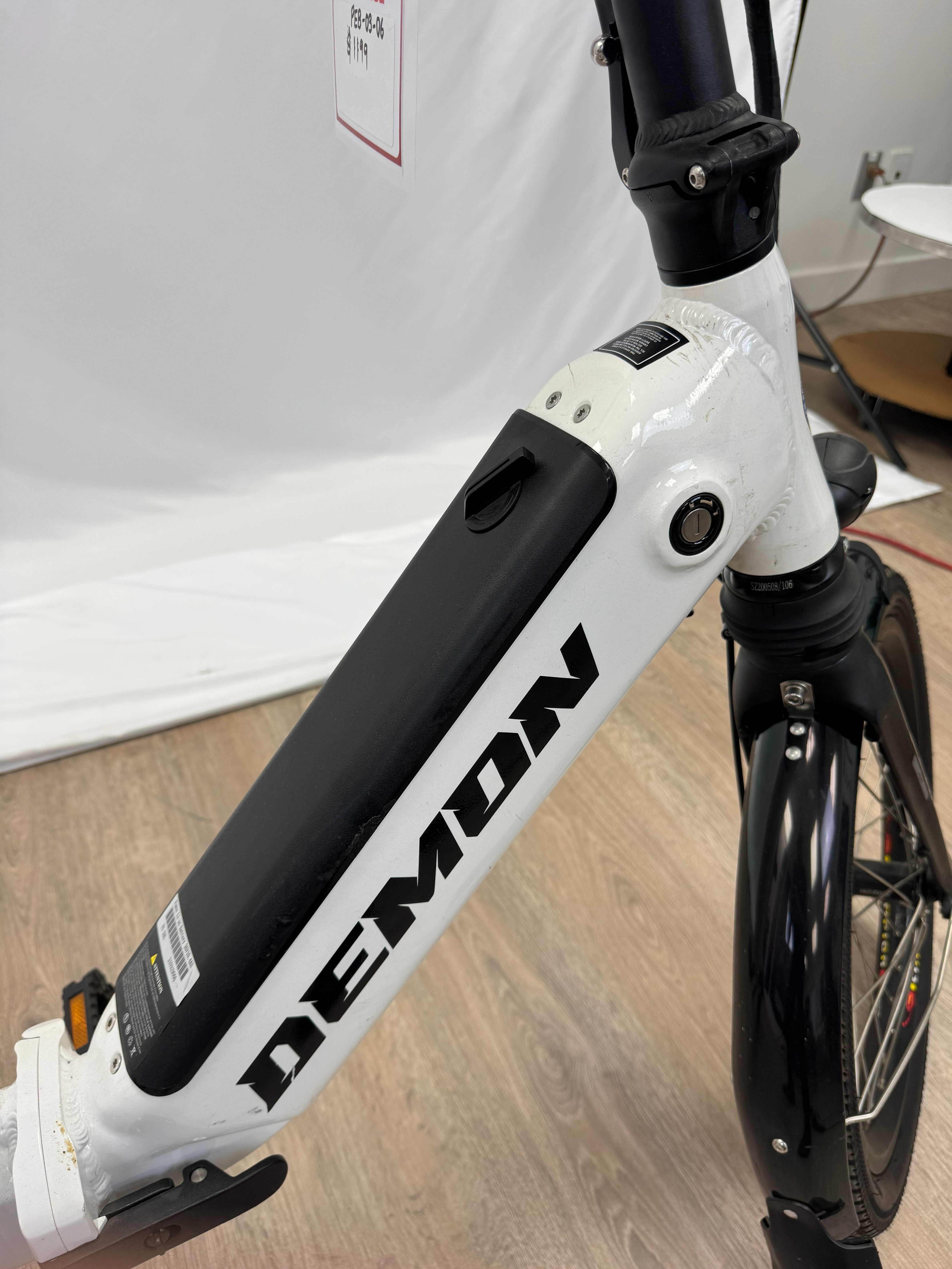 Rebel Folding eBike Display Model (White)